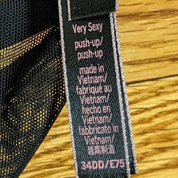 Victoria's Secret Very Sexy Push Up Racer Back Velour Bra - Picture 5 of 5